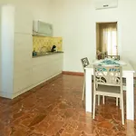 Rossini Con Piscina Nyaraló Alliste