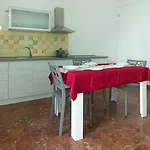 Nyaraló Rossini Con Piscina