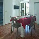 Rossini Con Piscina Nyaraló Alliste