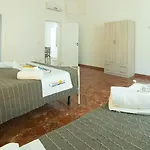 Rossini Con Piscina Alliste
