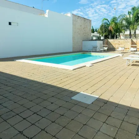 Ferienhaus Rossini Con Piscina Alliste