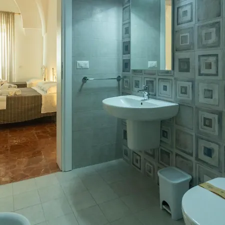 Rossini Con Piscina Alliste