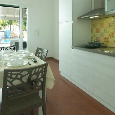 Rossini Con Piscina Ferienhaus