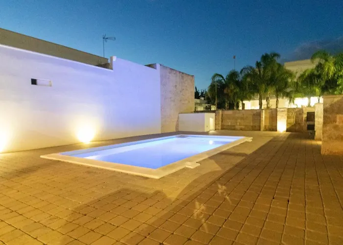 펜션 Rossini Con Piscina