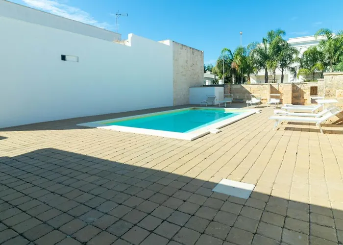 펜션 Rossini Con Piscina *