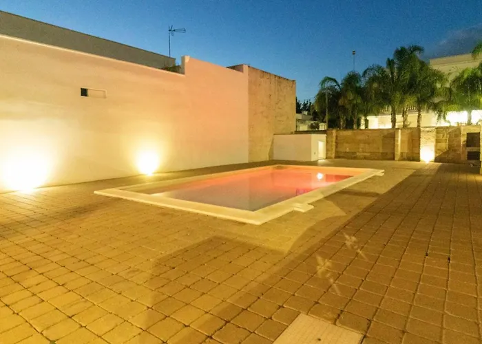 펜션 Rossini Con Piscina 알리스테