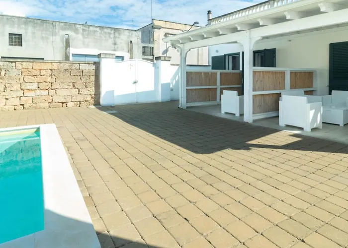 Rossini Con Piscina 알리스테