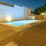 Rossini Con Piscina アッリステ