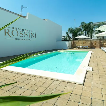 Rossini & Pool 別荘 アッリステ